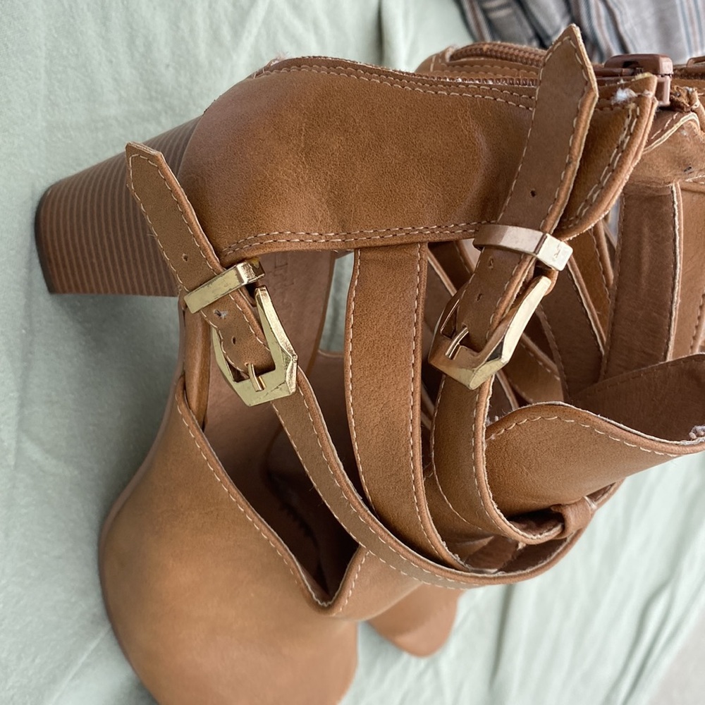 Charlotte Russe High Heels, perfect for going out. Only worn once. - Picture 2 of 2